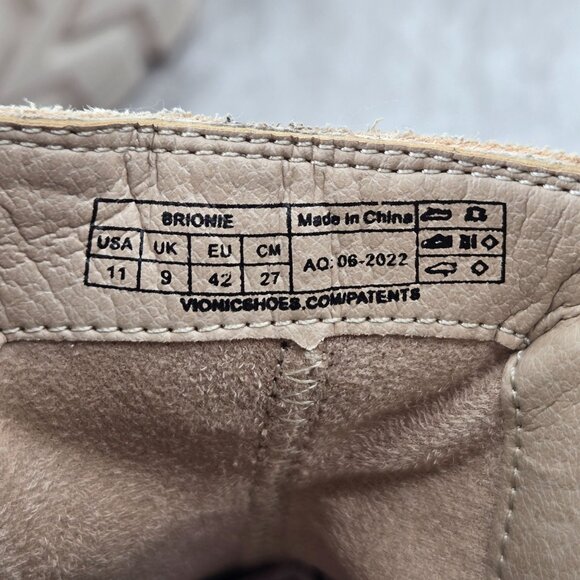 Vionic Ankle Booties Sz 11 Waterproof Tan Beige Suede Orthopedic Comfort Boots - Picture 8 of 12